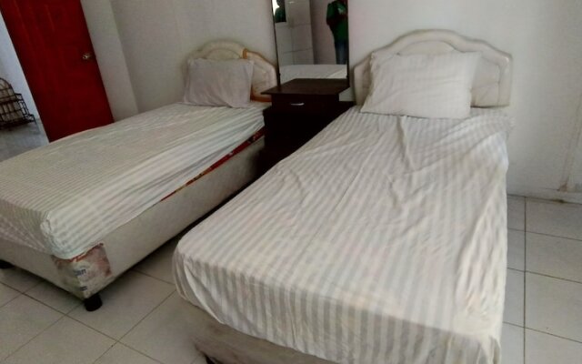 Hotel O Azeela Kost Syariah