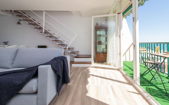 Sea View Sunny Duplex