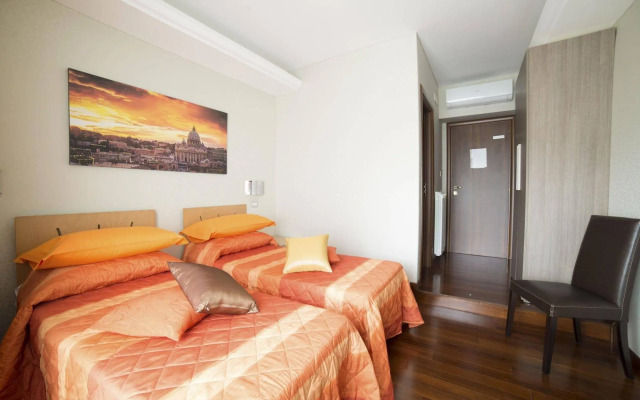 Di Fronte alla Cupola