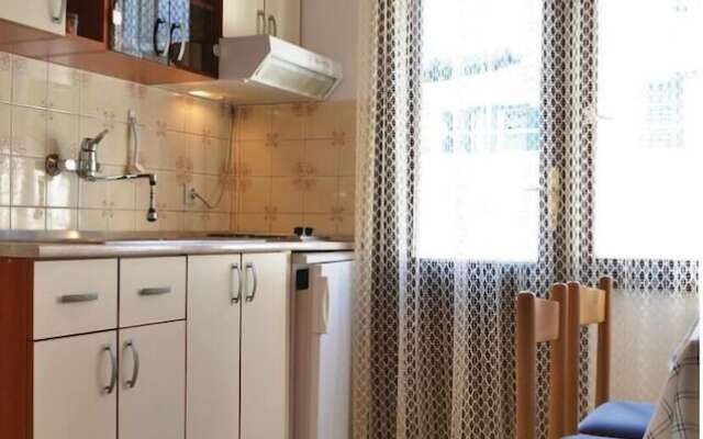 Stunning Home in Hvar With Wifi and 3 Bedrooms