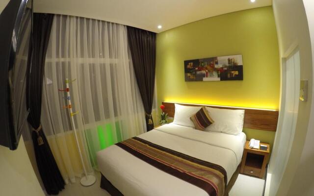 Biz Boulevard Hotel