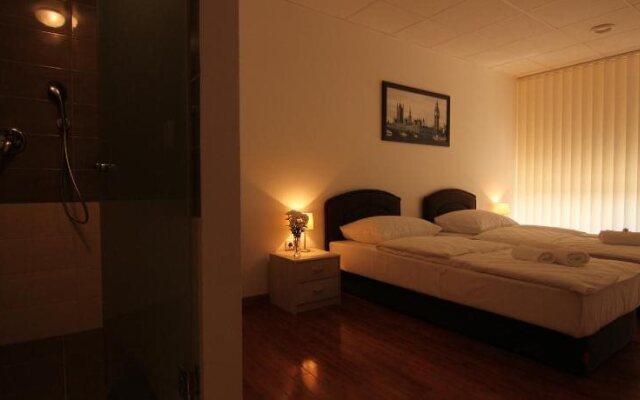 Rooms XXL