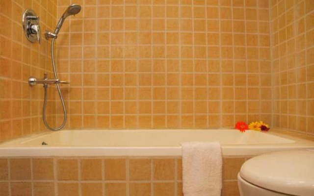 Le ROI Corbett Resort