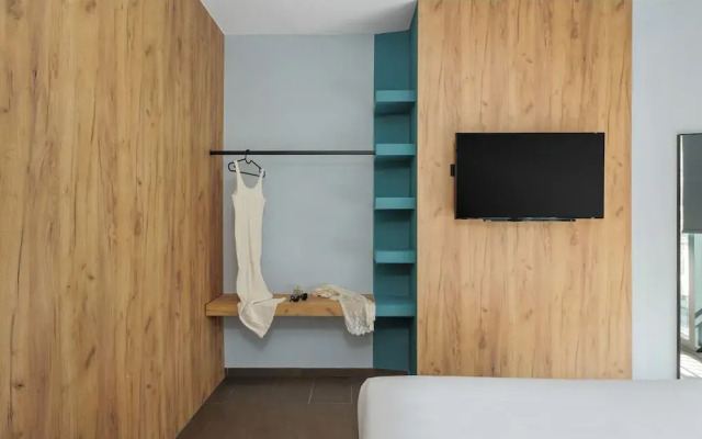 THE URBANIST inner city residences