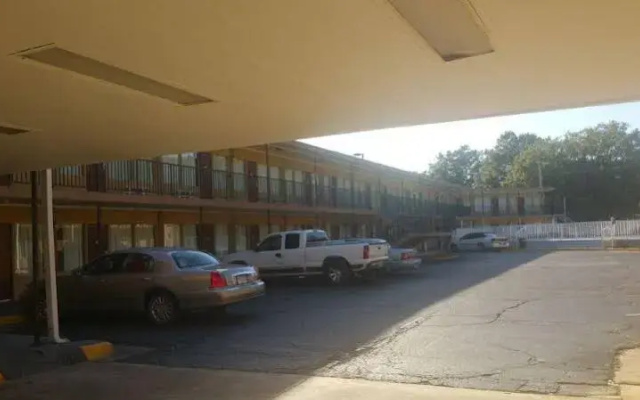 Travelodge Hot Springs