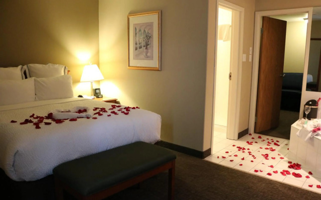 Nomad Hotel and Suites