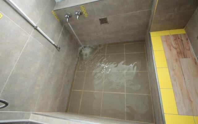 Golden Station Hot Spring