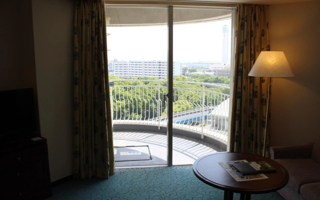 Kobe Portopia Hotel