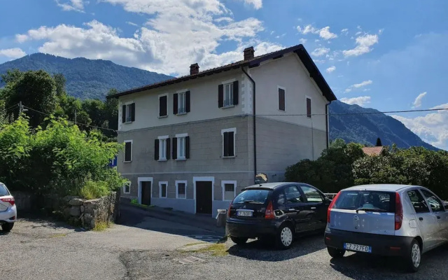 Holiday Home Near Lago Maggiore Pool