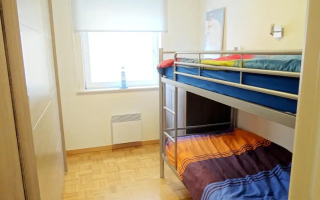 Stylish Apartment With Garage