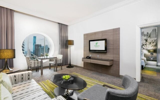 Holiday Inn Bangkok Silom by IHG