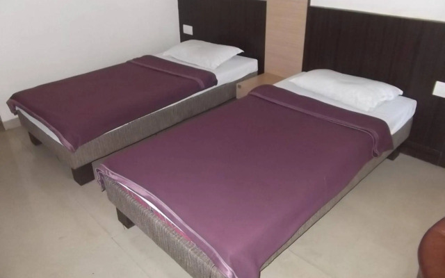 Hotel Nikhil Garden