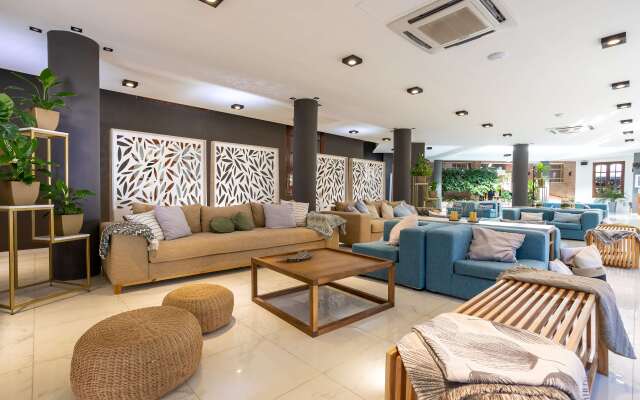 Pinares Panorama Suites & Spa