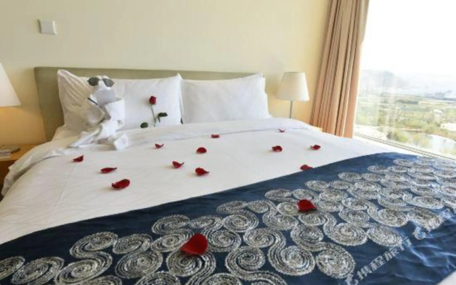 Qinglang Holiday Hotel Fuxian Lake