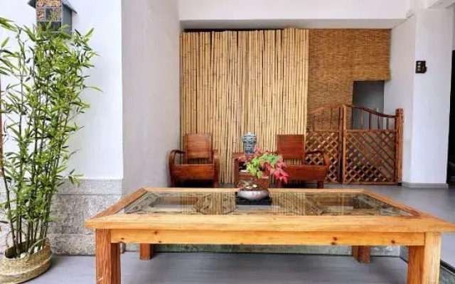 Laiquer Homestay (Dali Ancient City Branch)