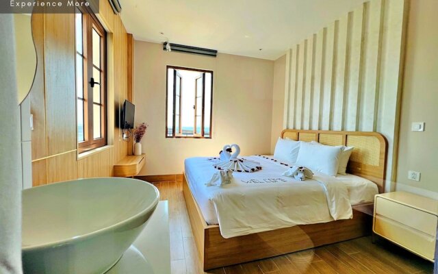 HANZ Lagoon Sunset Boutique Hotel
