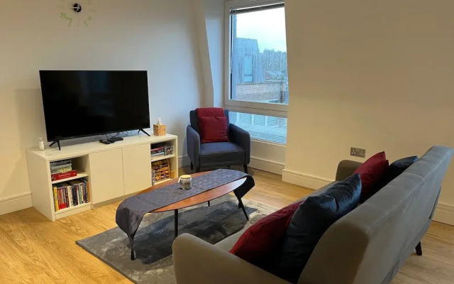 2br-modern-fullkitchen-25mincentrallondon-parking