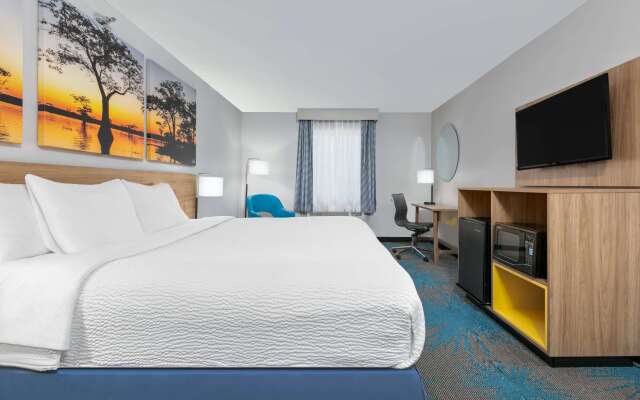 Days Inn & Suites by Wyndham Cabot