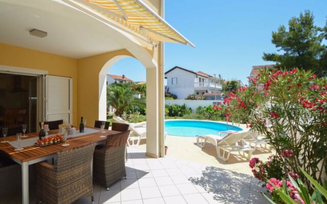 House Valdor Cervia
