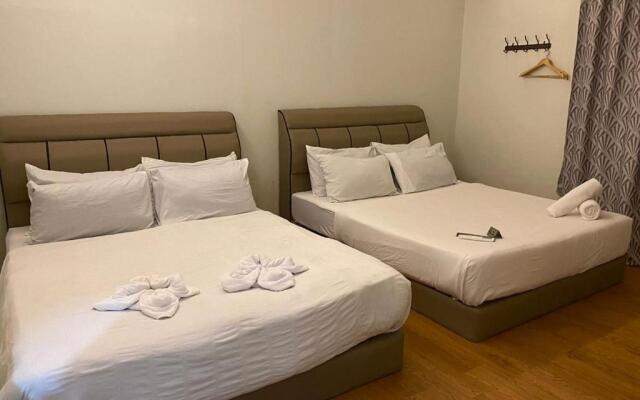 Pine Boutique Batu Gajah