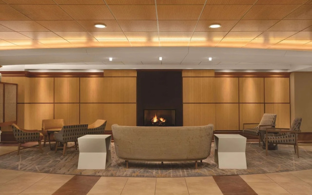 DoubleTree by Hilton Providence Airport Warwick