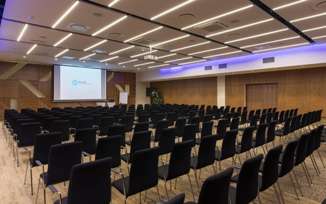 V Spa & Conference Hotel