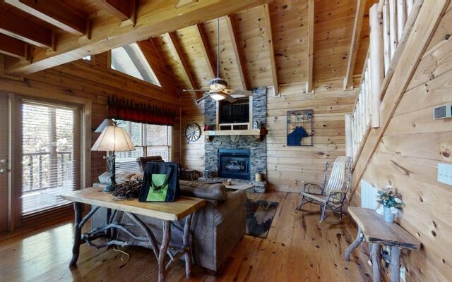 Close To Heaven 2 Bedroom Cabin