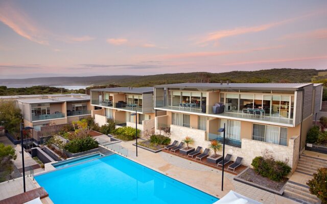 Smiths Beach Resort