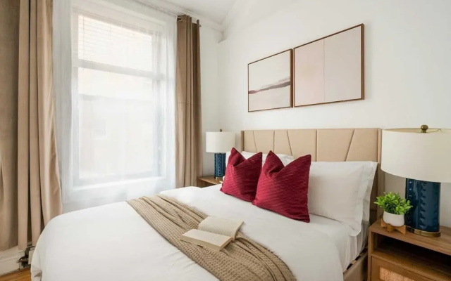 139 West Village Apt