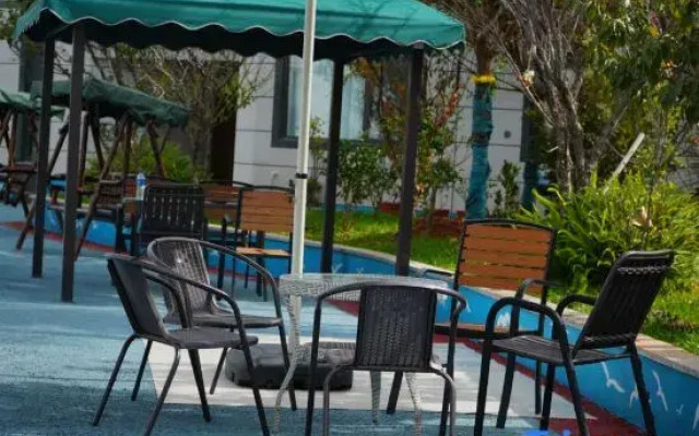 Dianchi Yijing Homestay (Kunming Dianchi Haigengda Branch)