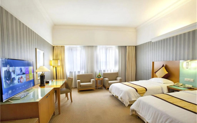 Carrianna Hotel