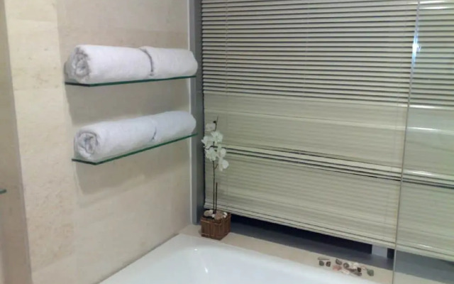 Monarch Apartments