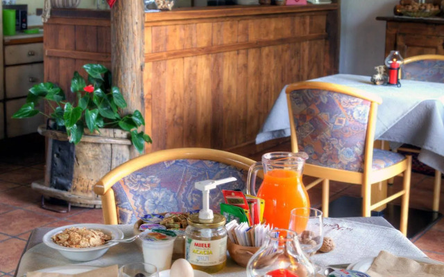 Hotel Appartements  La Roche