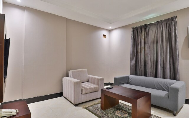 OYO 211 Mayar International Furnished Units 1