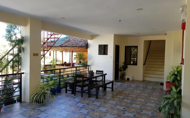 Spacious Private apartment at Laorenza Residences