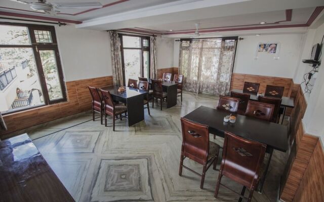 Utsang Guest House