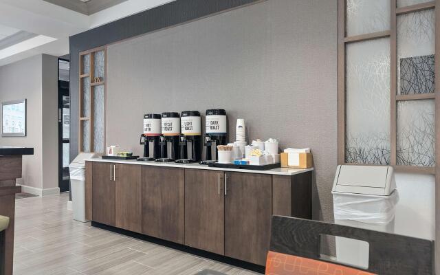 Hampton Inn by Hilton Springfield