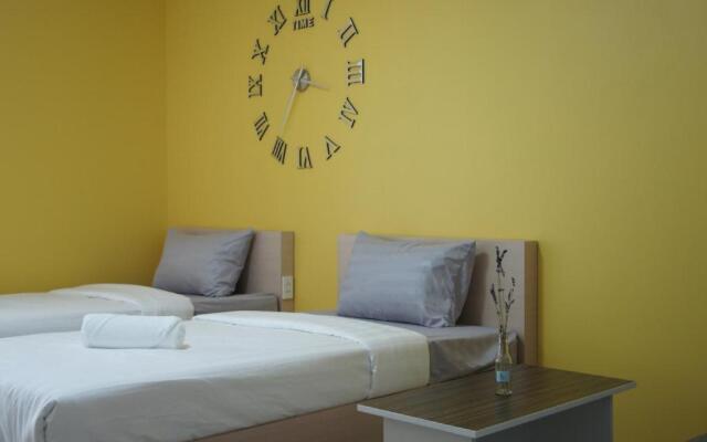 H12, The Stylish Apartment