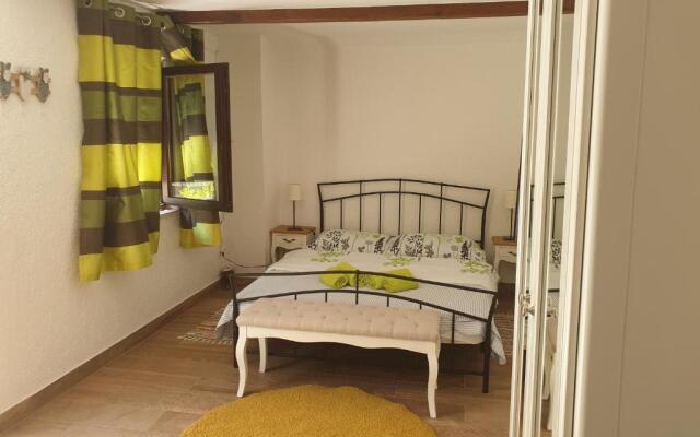 Stana Apartment
