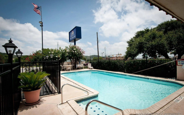 LoneStar Inn