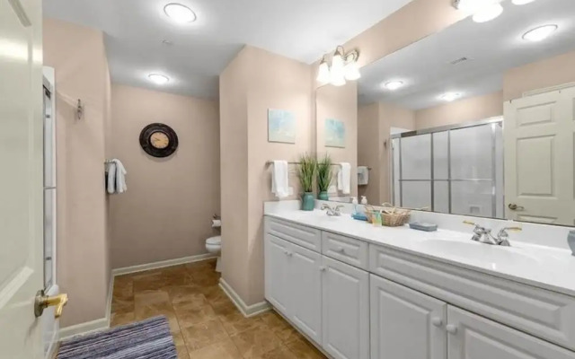 Margate Towers 2008 3 Bedroom Condo