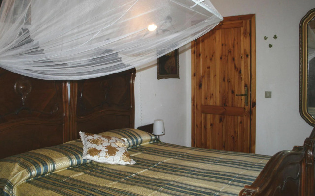 Farmhouse in Fano With Pool & Adriatic Views