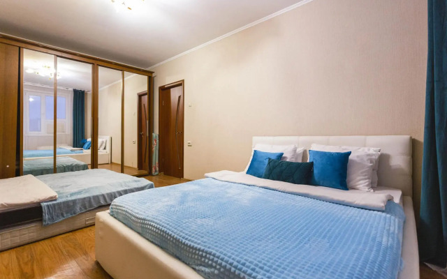Moment House on 42 Mitinskaya Street