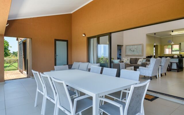 San Lameer Villa Rentals 14321