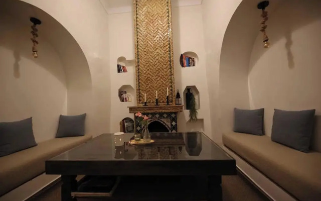 Riad Oum H&N