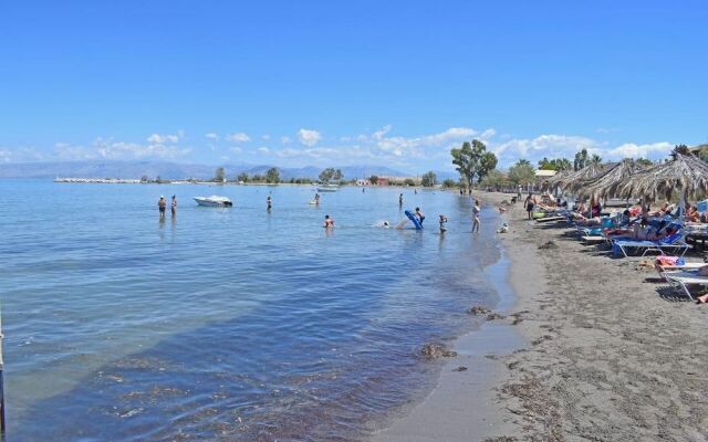 Petrakis Beach