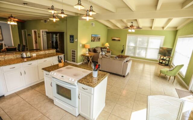 5670 Williams Dr. - M