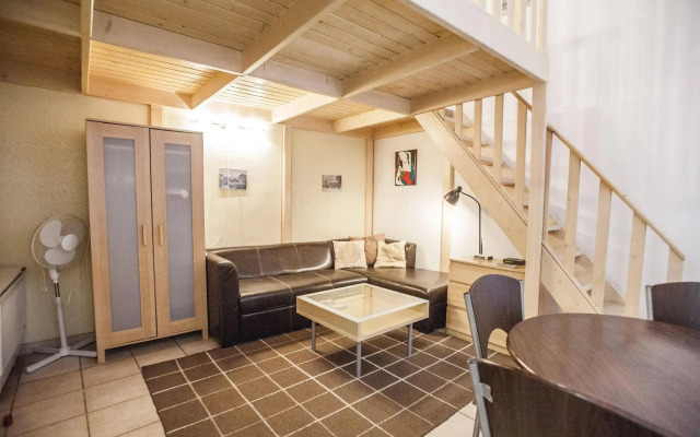 Piano POP Apartments