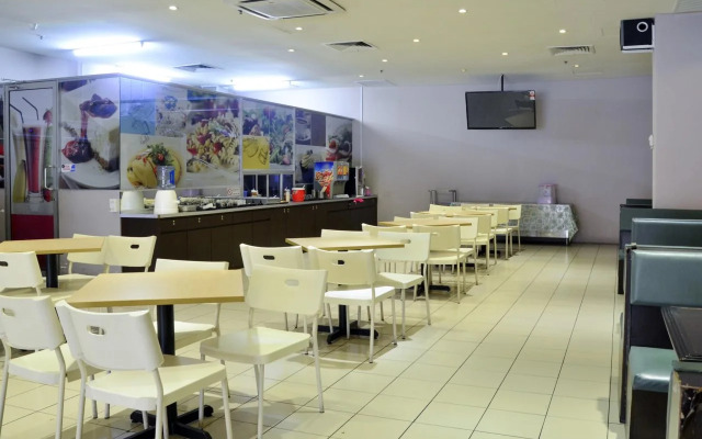 City Campus Lodge & Hotel