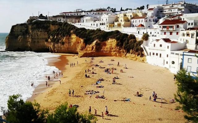 Villa Barros by GalanteVasques